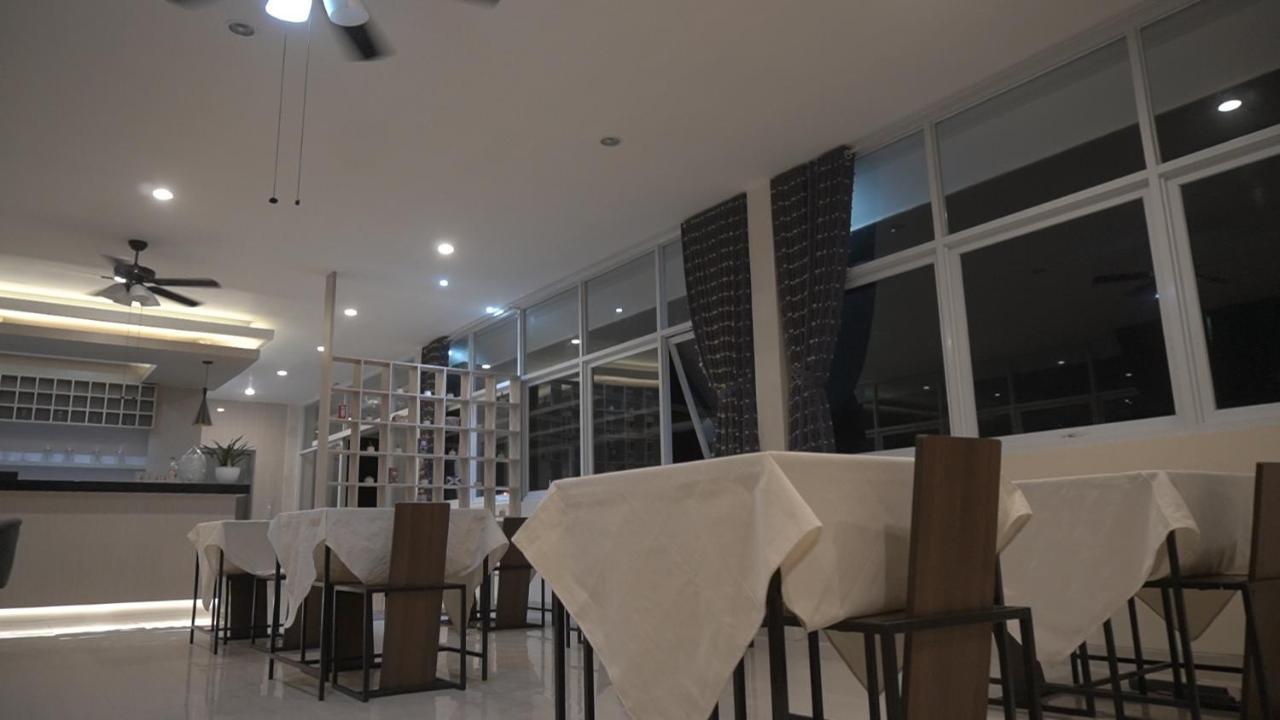 Ultimate Residence Bali Denpasar  Exterior photo